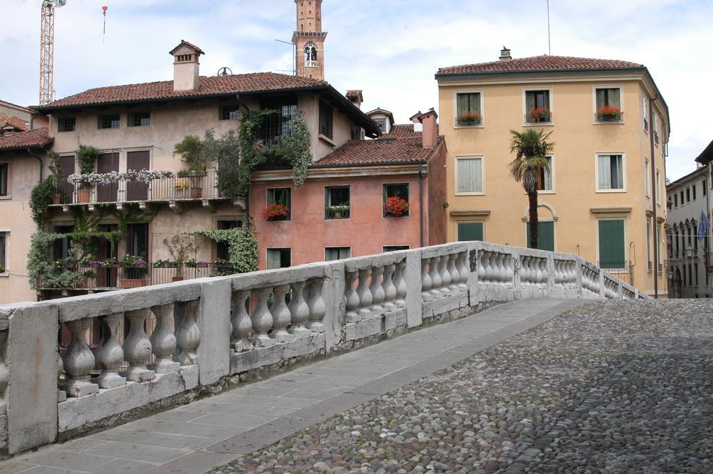 Casa Irene Bed & Breakfast Torri di Quartesolo Luaran gambar