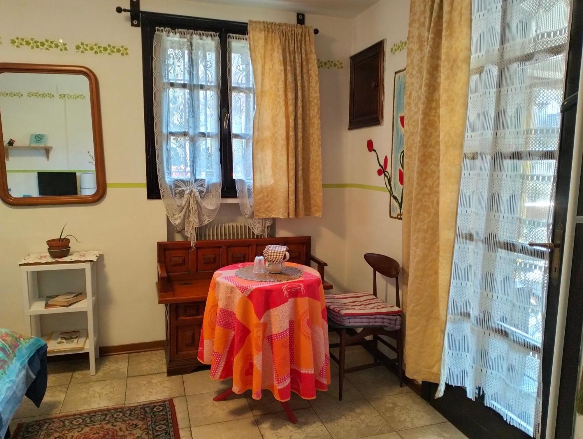 Casa Irene Bed & Breakfast Torri di Quartesolo Luaran gambar